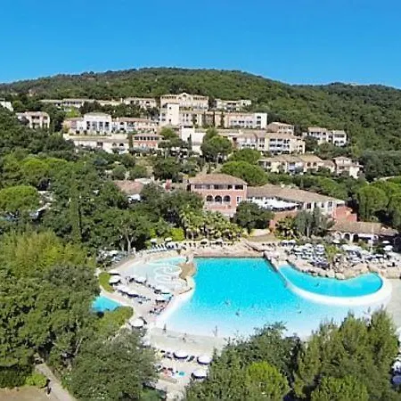 * Les Maisons Du Lac Les Restanques * * Grimaud