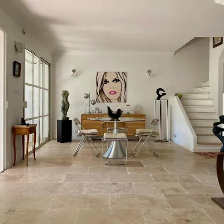 * Les Maisons Du Lac Les Restanques *