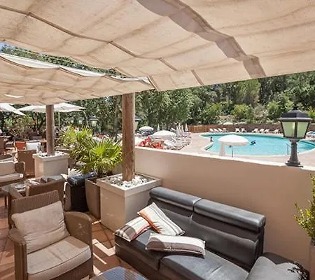 * Les Maisons Du Lac Les Restanques * Ferienhaus Grimaud