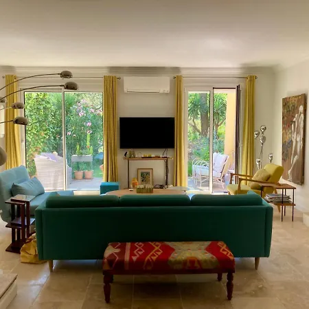 * Les Maisons Du Lac Les Restanques * Grimaud