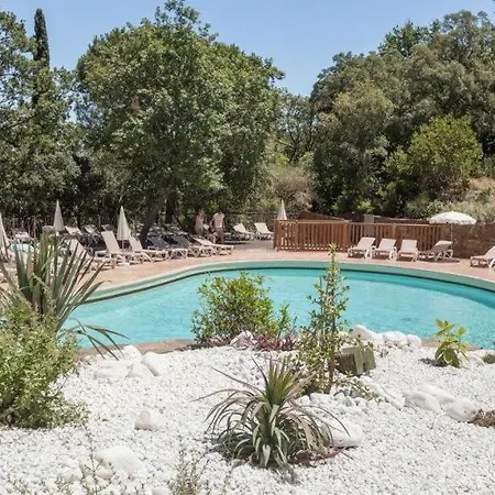 Holiday home * Les Maisons Du Lac Les Restanques * *